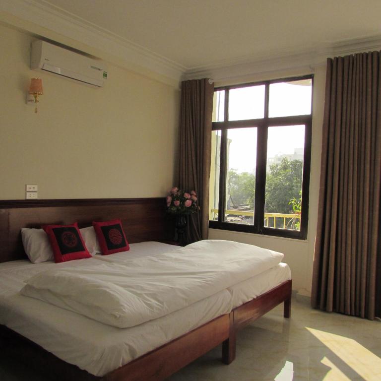 Viet Nhat Halong Hotel - Bai Chay – Ha Long Bay